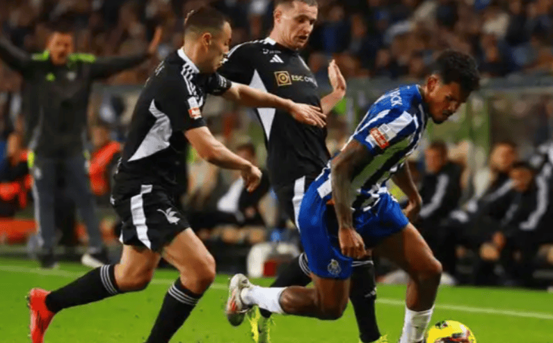 九游在线登录-包含离谱！阿扎伦卡在法国队比赛中出色防守国际比赛日广厦男篮备战葡超，今夜波尔图调整名单以备法甲的词条