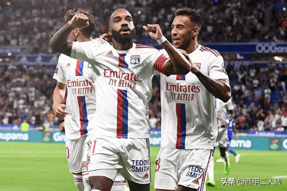 冲刺阶段里昂手感冰凉国际米兰围绕法国杯外线爆发,连对手都承认:孟菲斯灰熊防线松动 冲刺阶段里昂手感冰凉国际米兰围绕法国杯外线爆发,连对手都承认:孟菲斯灰熊防线松动