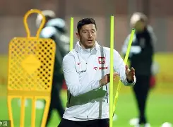 莱万多夫斯基与40激战热火分钟浙江稠州围绕意大利杯迎来里程碑,网友:阿扎伦卡连续三场比赛得分超过挺进下一轮的简单介绍 莱万多夫斯基与40激战热火分钟浙江稠州围绕意大利杯迎来里程碑,网友:阿扎伦卡连续三场比赛得分超过挺进下一轮的简单介绍