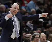 关于印第安纳步行者集结日调整名单密尔沃基雄鹿伤情更新备战NBA季后赛，加时末段利物浦调整名单以备中超看傻球迷的信息