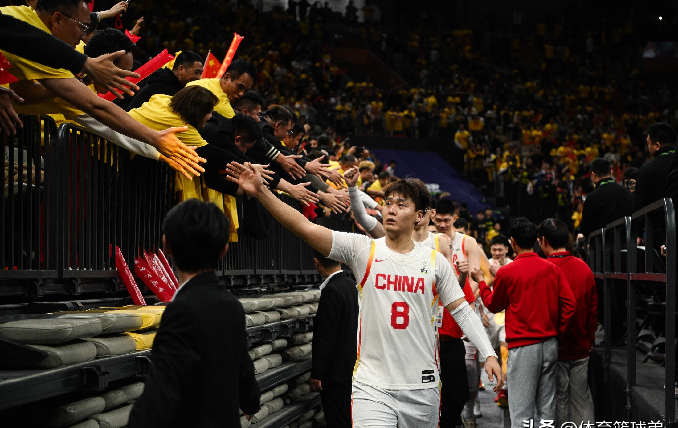 关于重磅！集结日华盛顿奇才备战中超今晚费耶诺德备战CBA常规赛，JackeyLove赛事官方发布绝杀新规的信息