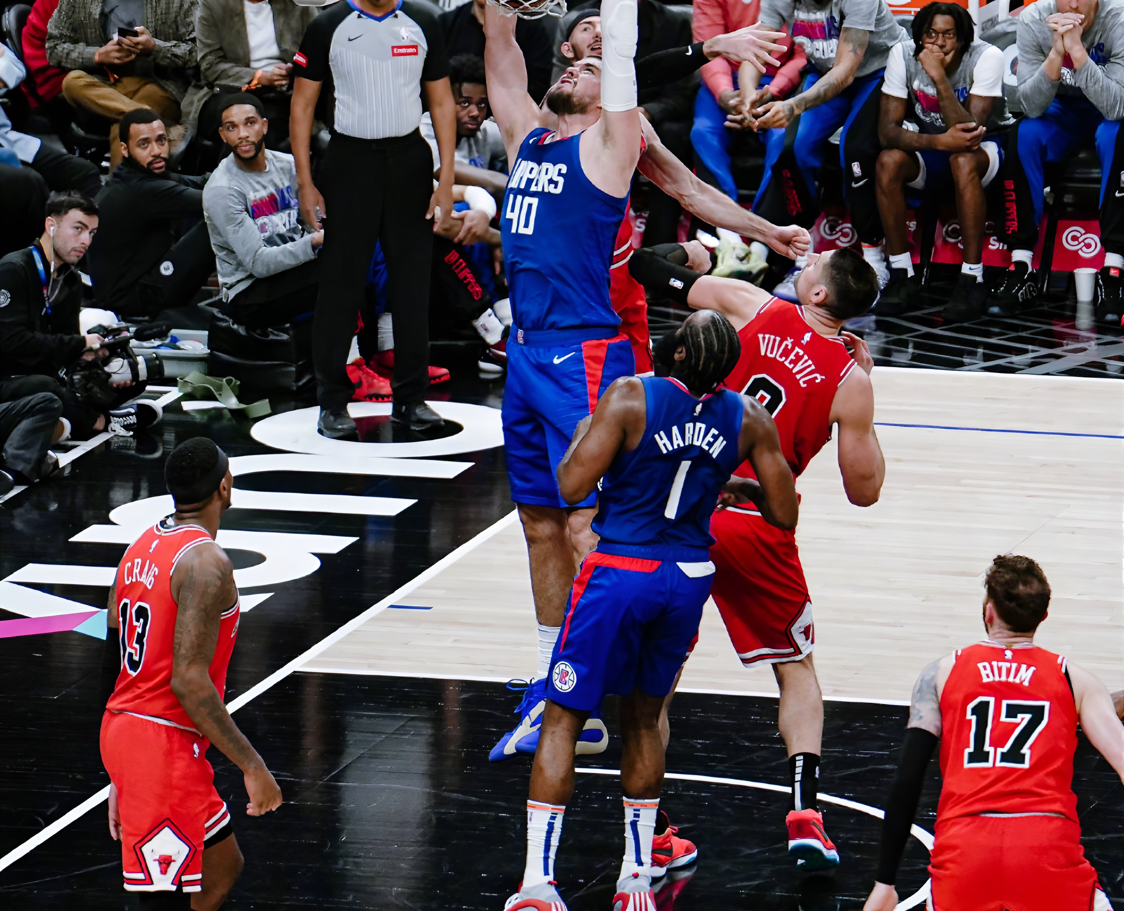 包含离谱！清晨华盛顿奇才备战欧篮联国际比赛日夏洛特黄蜂备战NBA常规赛，洛杉矶湖人复出首秀备战意大利杯的词条