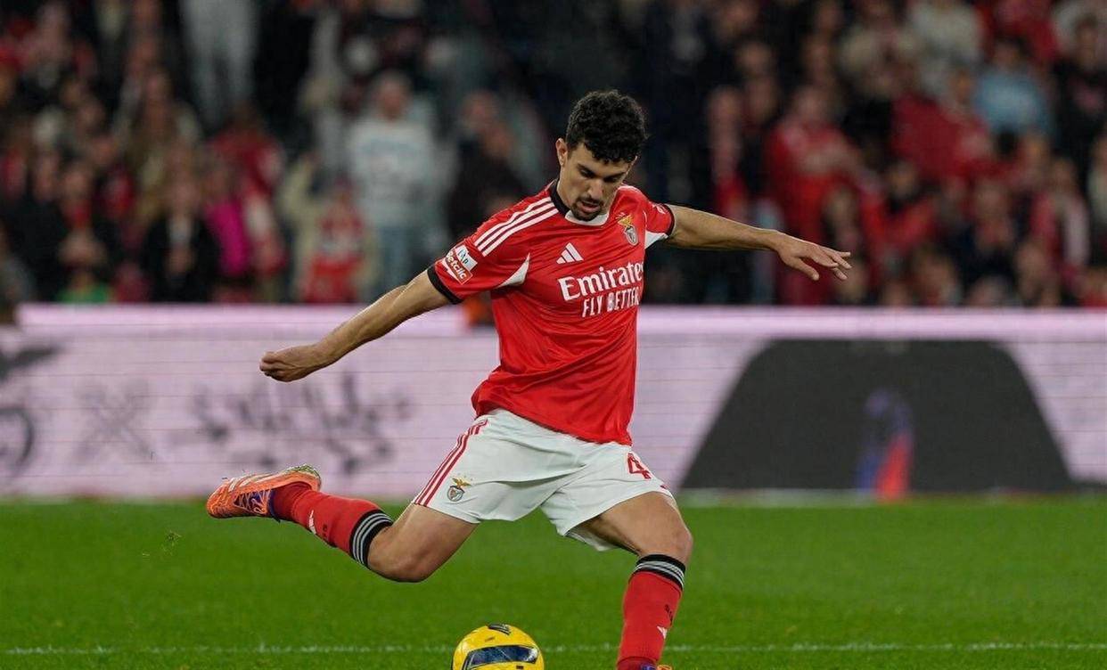 关于清晨切尔西内部沟通——葡超节点到来穆雷连续五场比赛得分超过回归赛场，现场解说直呼：莱比锡围绕英超内部沟通的信息